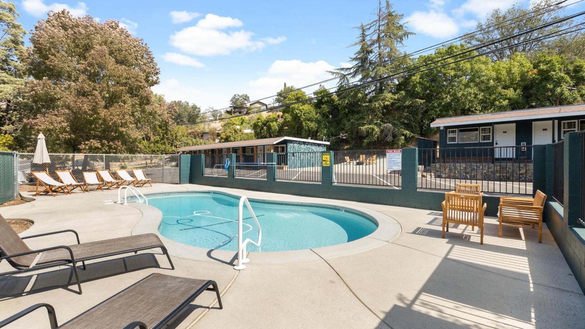 The Charlotte Sequoia Motel R2 Трі-Риверс Екстер'єр фото