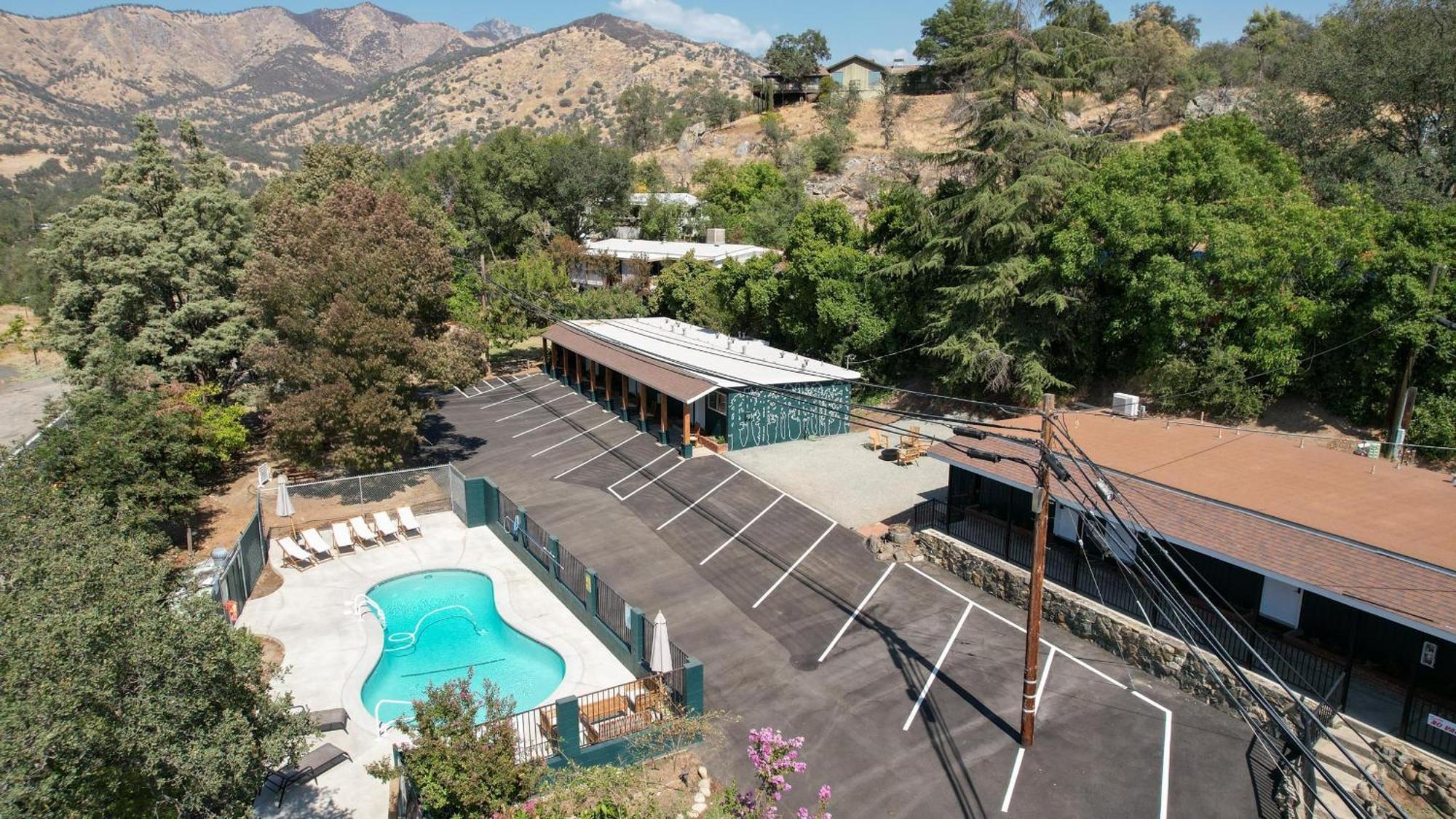The Charlotte Sequoia Motel R2 Трі-Риверс Екстер'єр фото